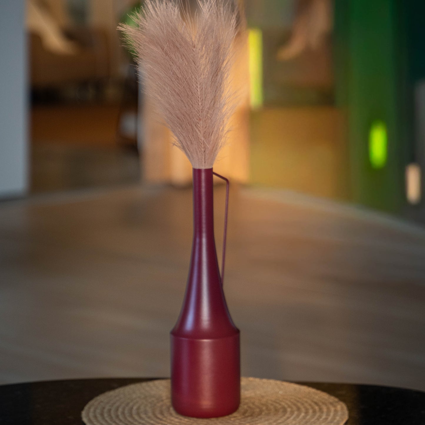 Aava Vase