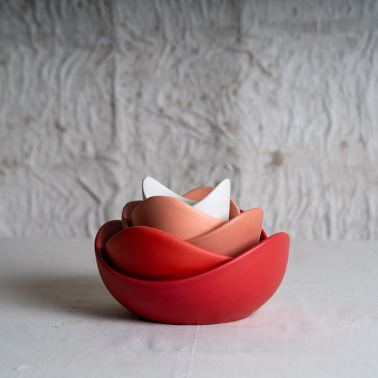 Rosette Nesting Bowl Set – Set of 5