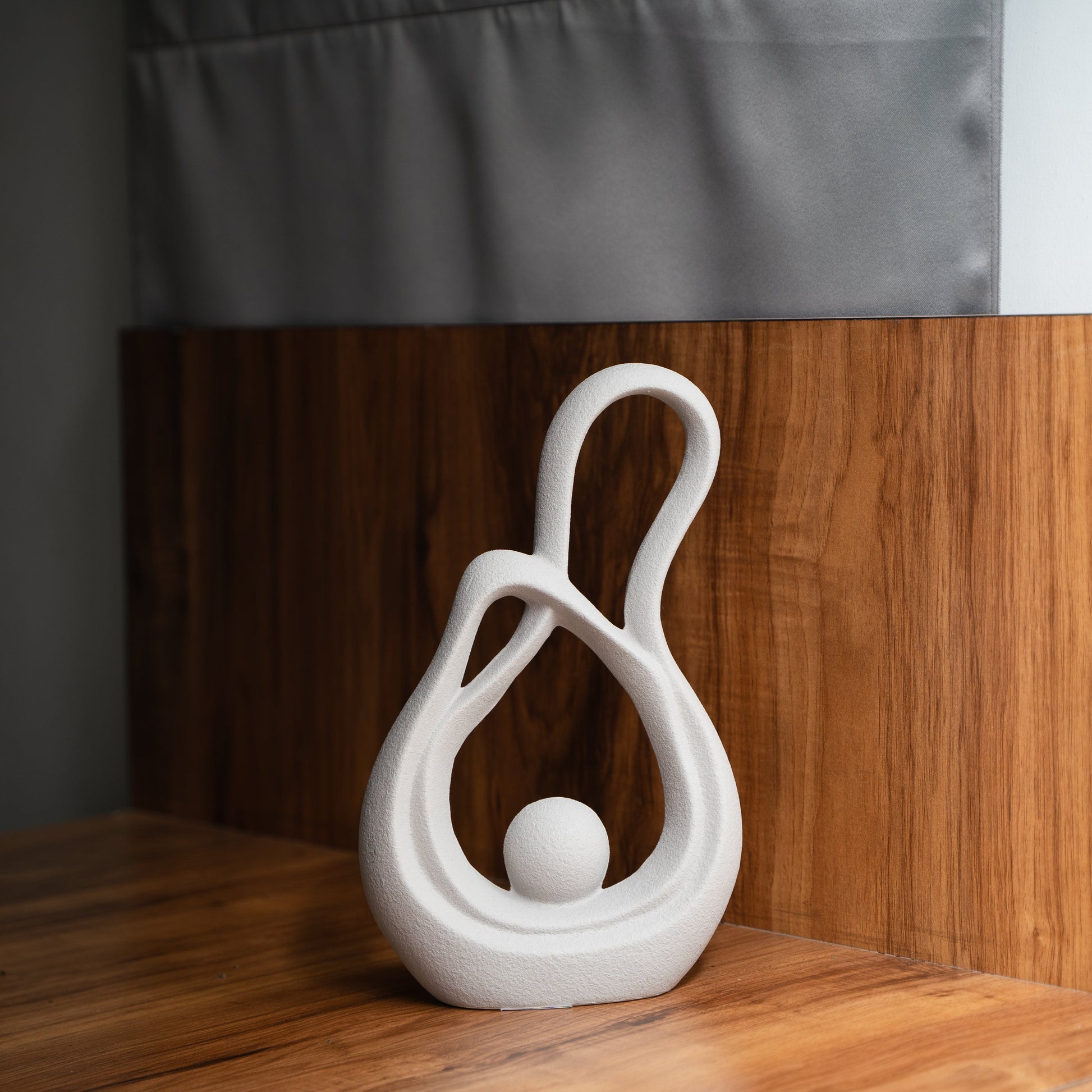 Eon Loop Sculpture