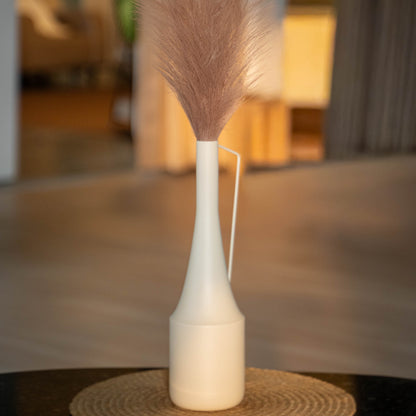 Aava Vase