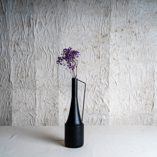 Aava Vase