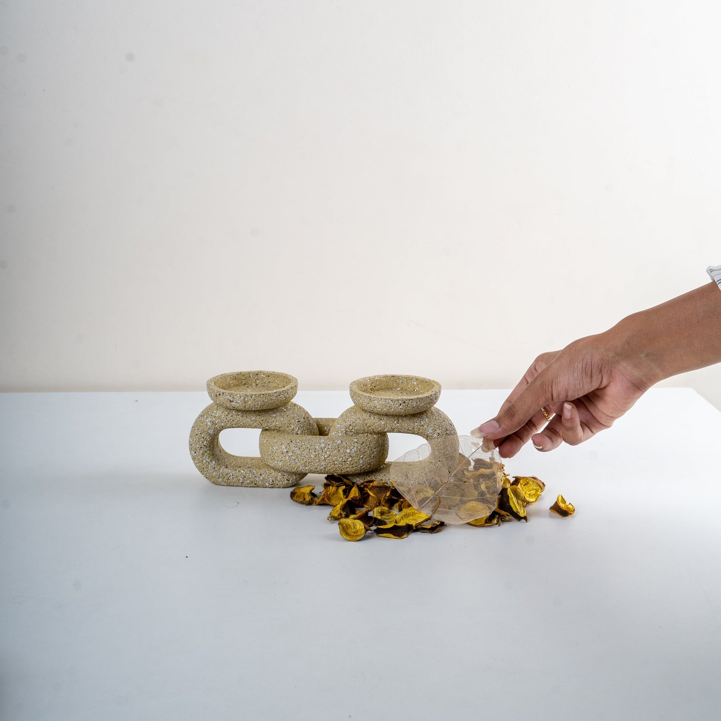  Ananta Dual Candle Holder