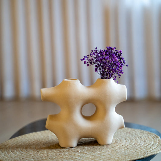  Calypso Vase