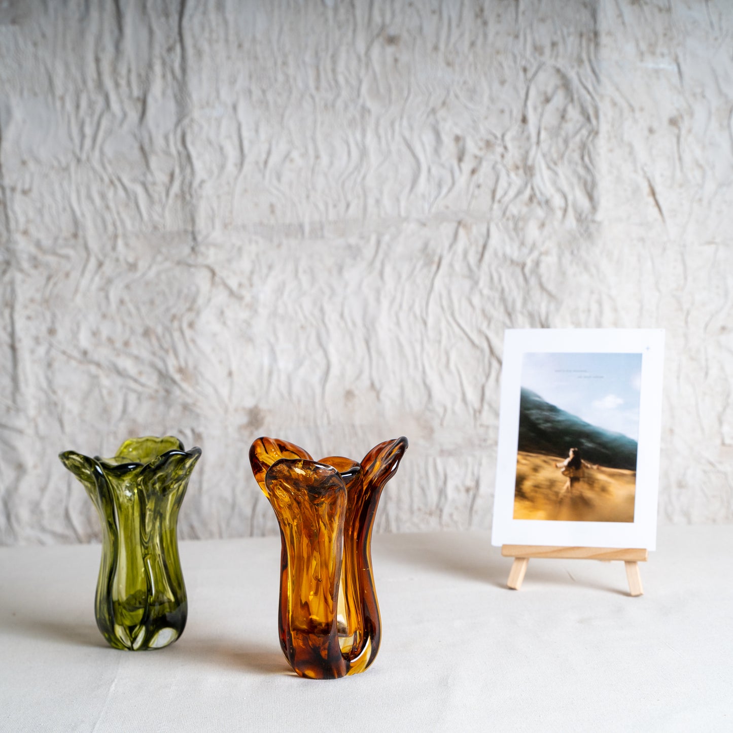 Dyara Glass Tabletop