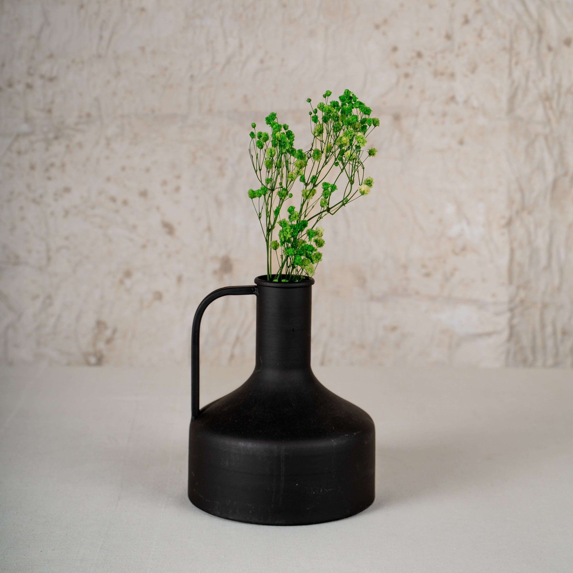 Kuro Metal Accent Piece