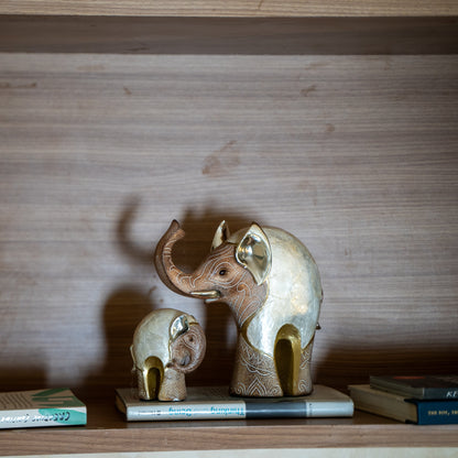 Regal Harmony Elephant Duo – Decorative Elephant Figurines - Set of 2