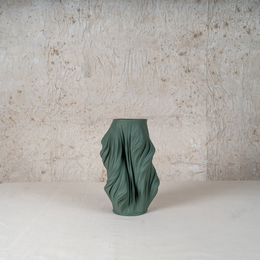 Thessa Flow Vase
